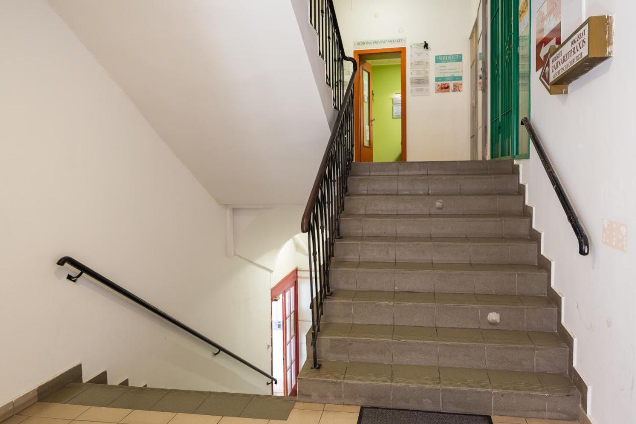Weissmann Residence Шопрон Екстериор снимка